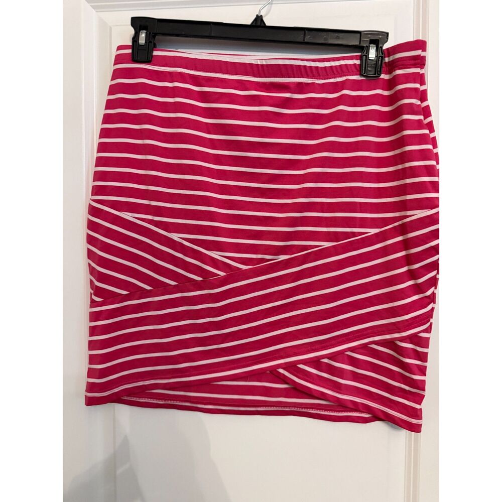SHEIN Curve Pink & White Striped Wrap-Front Skirt – Size 2XL